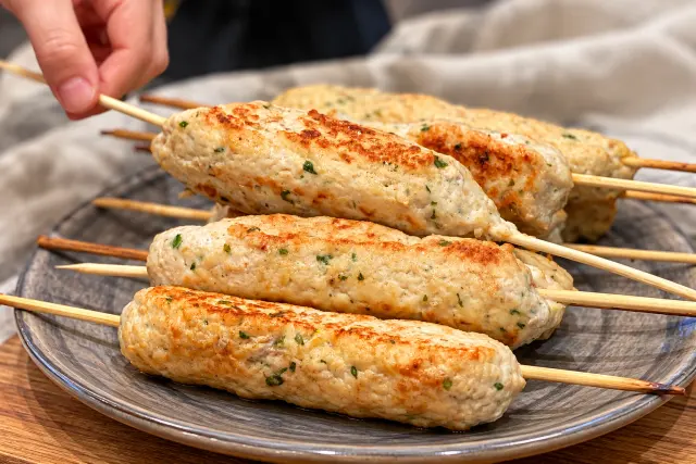Vištienos kebabai ant iešmelių